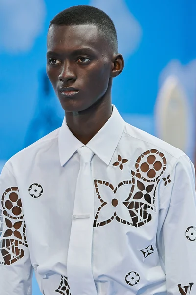 Look 107